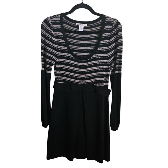 Nanette Lepore Designer Scoop Neck Merino Wool Sweater Dress Size S - Picture 2 of 6